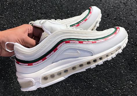 air max 97 x undefeated white.